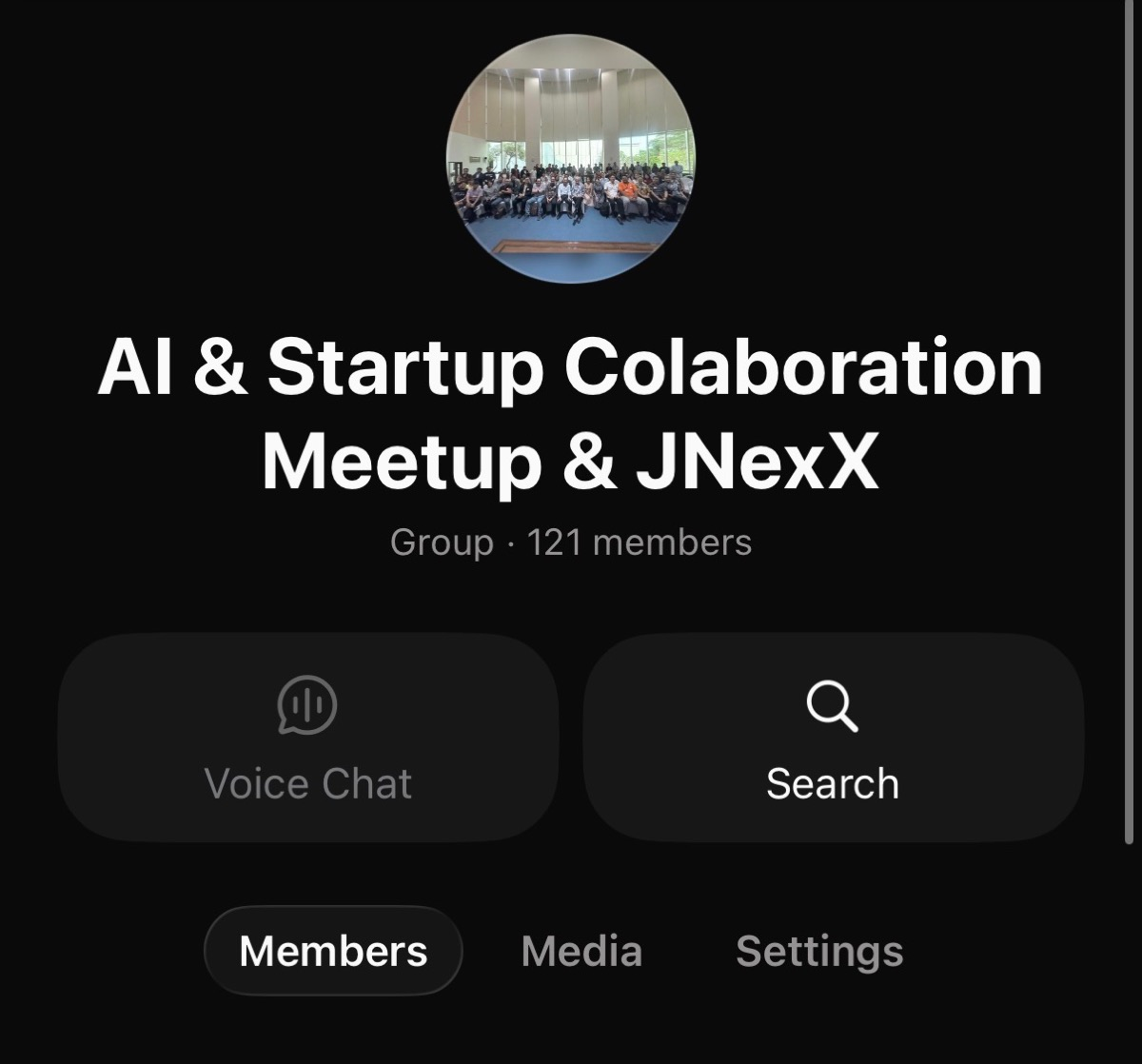 WhatsApp group info for "AI & Startup Colaboration Meetup & JNexX" showing 121 members